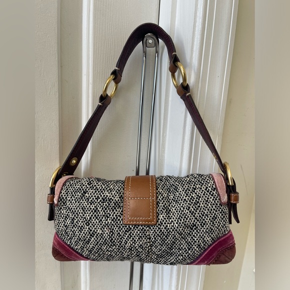Coach Soho Tweed Demi Flap Y2K Shoulder Bag EUC - Picture 4 of 17